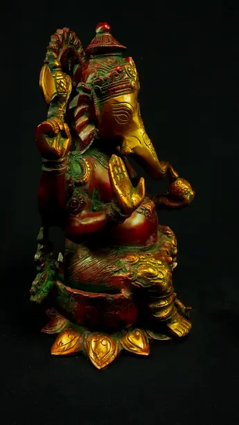 Statue sacrée bénie – Ganesh assis n°1 – 31 cm, vue complémentaire n°4