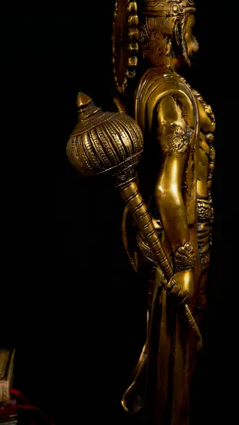 Grande statue bénie de Hanuman n°2, profil gauche