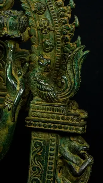 Statue bénie de Guanyin n°2 en laiton, détail complémentaire n°5