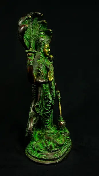Statue bénie de Dhanvantari provenant d’Inde, détail complémentaire n°6