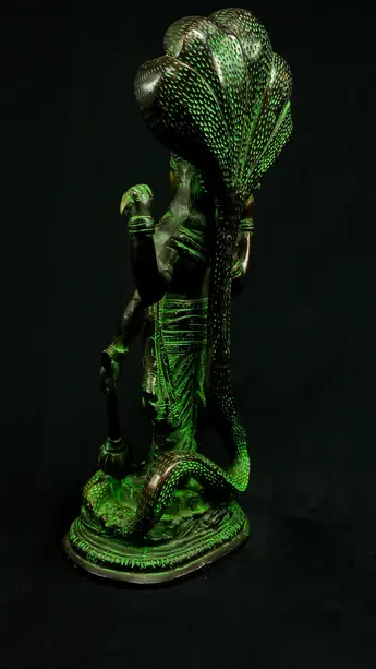 Statue bénie de Dhanvantari provenant d’Inde, détail complémentaire n°10