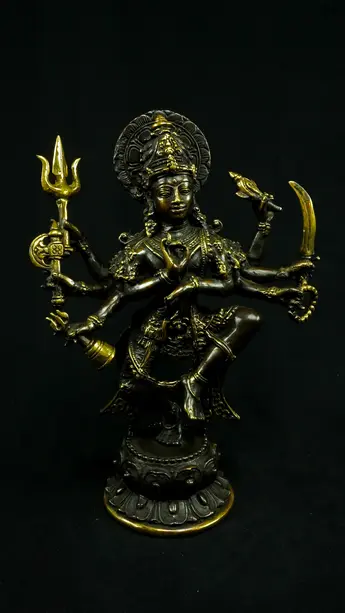 Shiva Nataraja n°2 dansant dans son anneau de feu