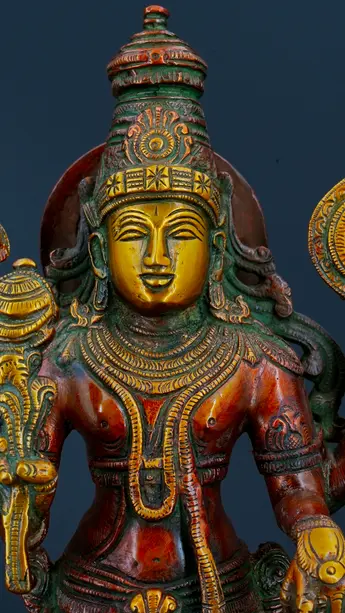 Détail du visage de Vishnu