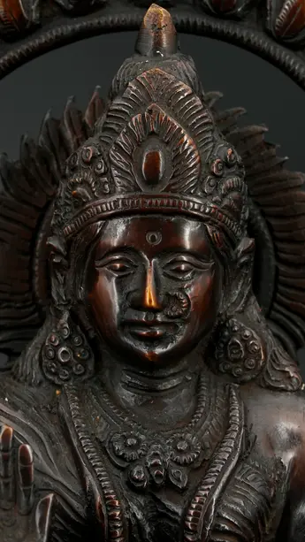 Statue sacrée bénie – Durga au lion – 33 cm, détail sculpté n°9