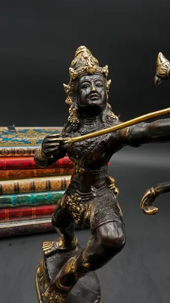 Détail du visage d’Indra