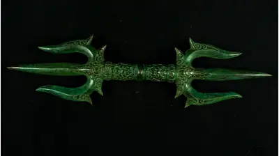 Détail des pointes du Trishula Vajra