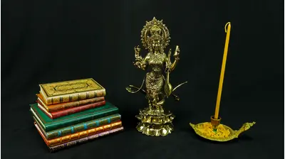 Saraswati bénie sur son cygne en laiton
