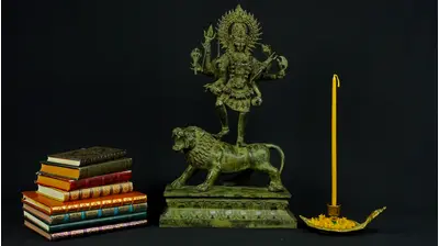 Statue bénie de Kali en laiton réalisée à la cire perdue