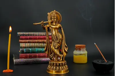 Petite statue bénie de Krishna en laiton
