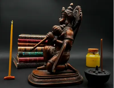 Petite statue bénie de Hanuman, vue de profil