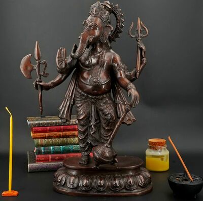 Statue bénie de Ganesh Guerrier en laiton, vue complémentaire n°2