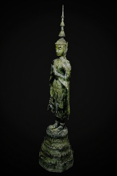 Bouddha Porteur de Lumière Divine, profil droit