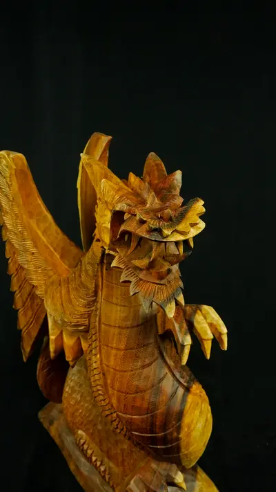 Statue sacrée bénie – Dragon 50 cm n°1, détail sculpté n°1