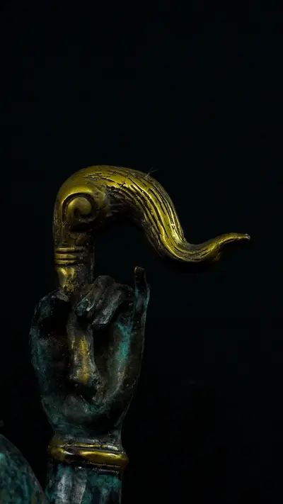 Statue bénie de Brahma en laiton réalisée à la cire perdue, détail complémentaire n°1