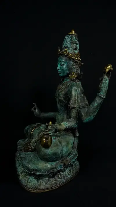 Statue bénie de Brahma n°2 en laiton réalisée à la cire perdue, vue complémentaire n°8