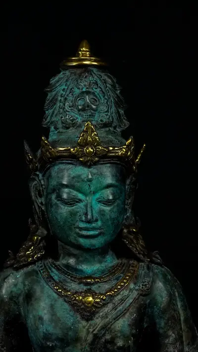 Statue bénie de Brahma n°2 en laiton réalisée à la cire perdue, détail complémentaire n°4