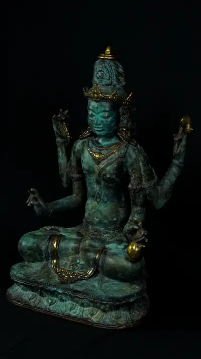 Statue bénie de Brahma n°2 en laiton réalisée à la cire perdue, détail complémentaire n°6