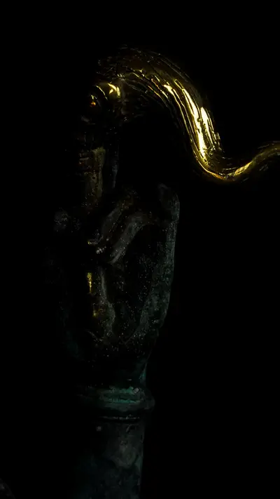 Statue bénie de Brahma n°2 en laiton réalisée à la cire perdue, vue complémentaire n°4