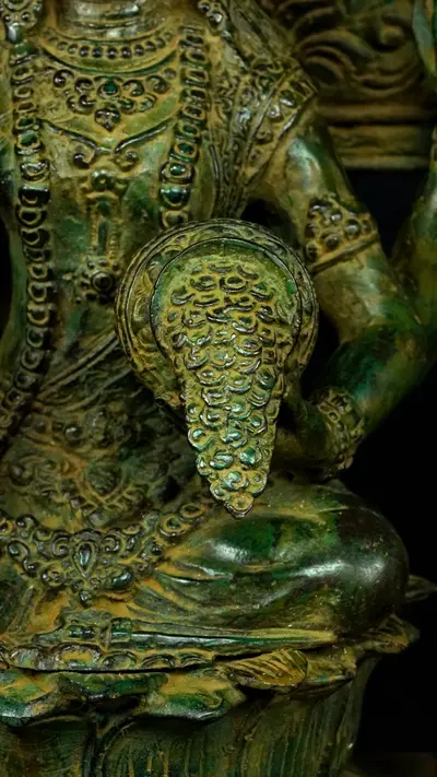 Statue bénie de Guanyin n°4 en laiton, détail complémentaire n°11
