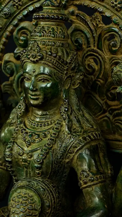Statue bénie de Guanyin n°4 en laiton, détail complémentaire n°22