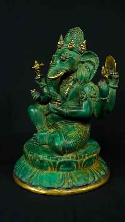 Statue bénie de Ganesh vert en laiton, vue complémentaire n°4