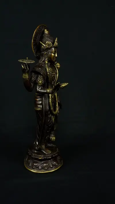 Statue sacrée bénie – Prêtre ou saint sacré – 40 cm, vue complémentaire n°3