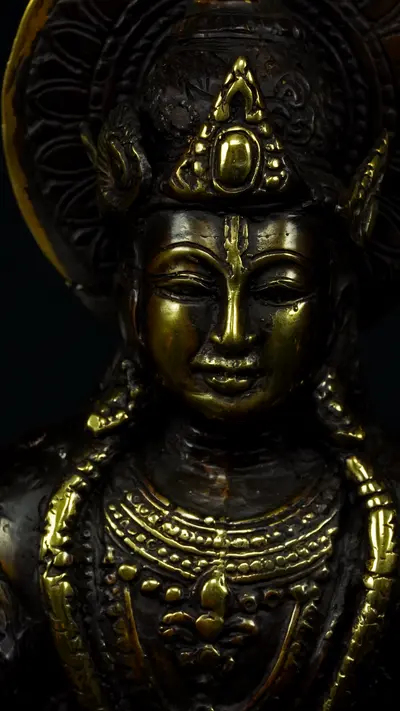 Détail du visage du prêtre ou saint béni
