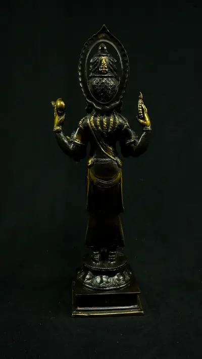 Brahma béni de forme indonésienne, vue arrière