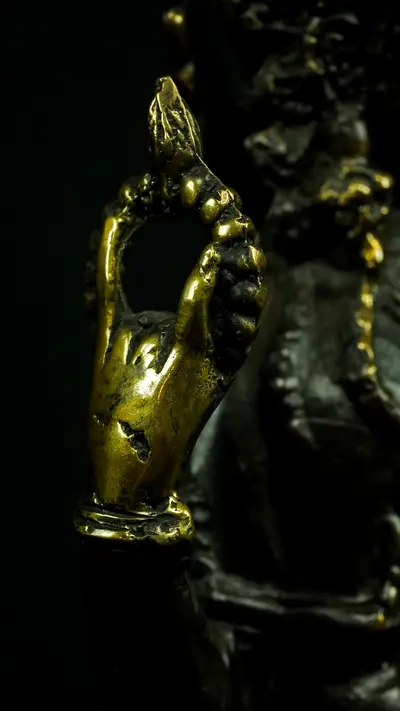 Statue sacrée bénie – Brahma indonésien n°2, détail sculpté n°7