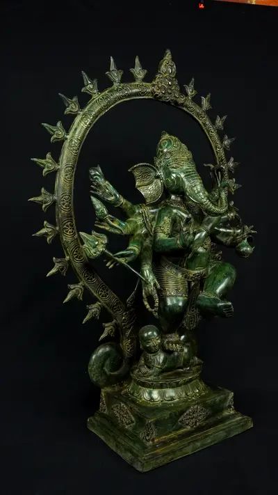Statue bénie de Ganesh Nataraja en laiton, vue complémentaire n°5