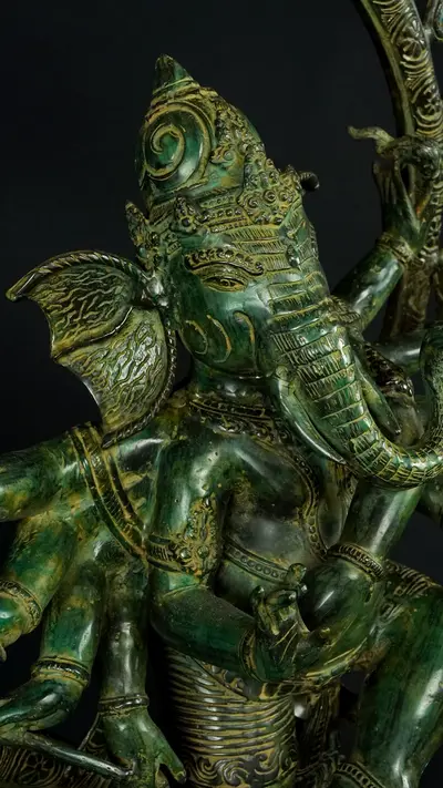 Statue bénie de Ganesh Nataraja en laiton, détail complémentaire n°20