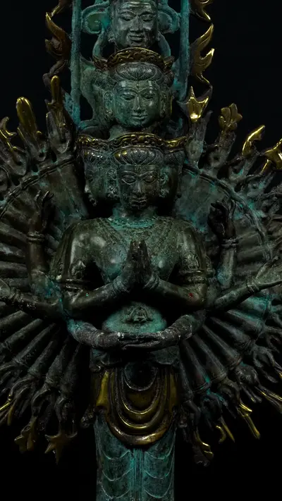 Détail du visage d’Avalokiteshvara aux 1 000 bras n°2