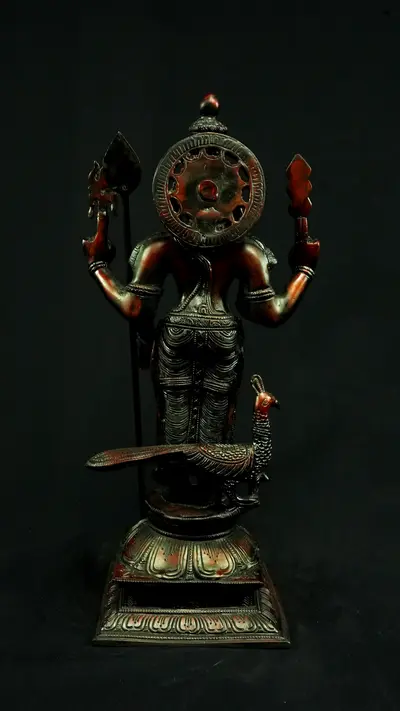 Murugan n°1 en laiton, vue arrière