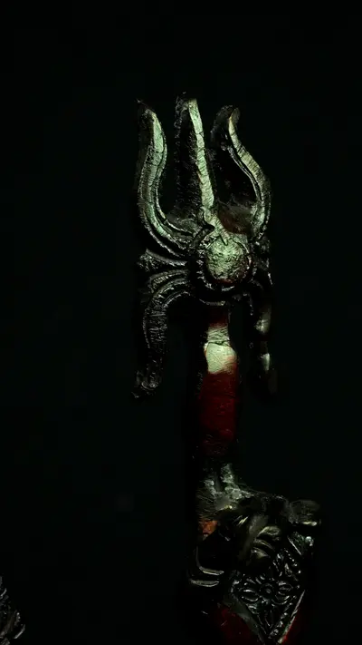 Détail du trident de Murugan n°1