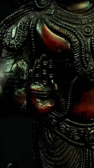Statue sacrée bénie – Murugan n°1 – 46 cm, détail sculpté n°10