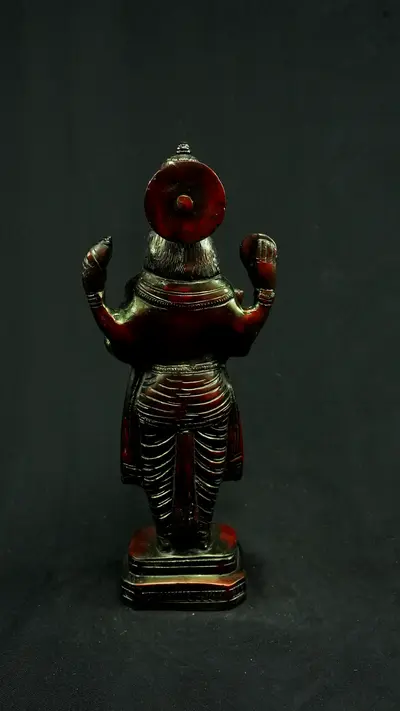 Dhanvantari béni n°1 en laiton, vue arrière