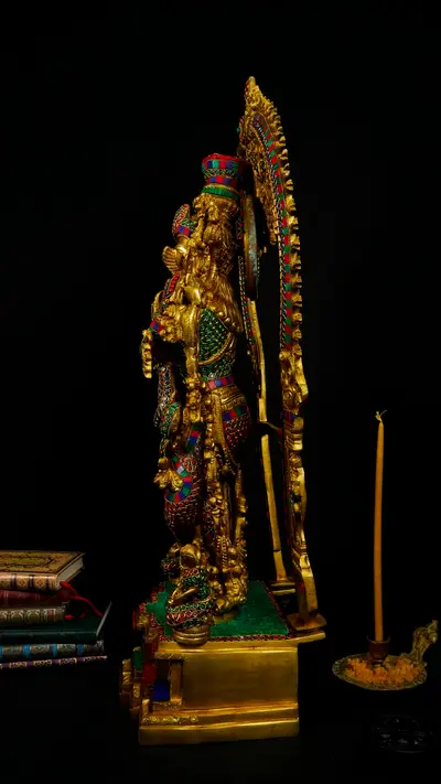 Statue bénie de Krishna provenant de Delhi, en Inde, détail complémentaire n°10