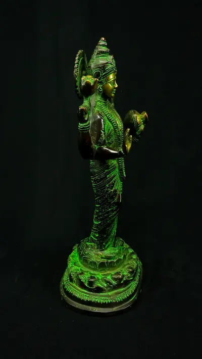 Statue sacrée bénie – Dhanvantari, vue complémentaire n°6
