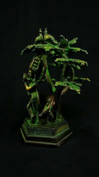 Krishna sous l’arbre n°1, vue latérale
