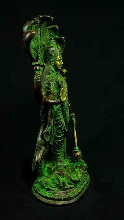 Statue bénie de Dhanvantari provenant d’Inde, détail complémentaire n°6