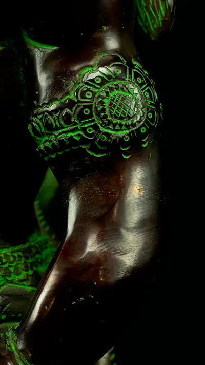 Statue sacrée bénie – Hanuman n°3, détail sculpté n°11
