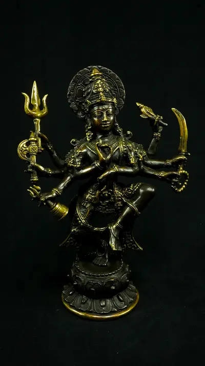 Shiva Nataraja n°2 dansant dans son anneau de feu