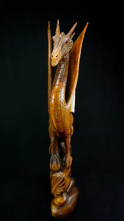 Dragon Masterpiece de 150 cm, profil droit