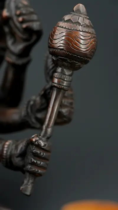 Statue sacrée bénie – Durga au lion – 33 cm, vue complémentaire n°2