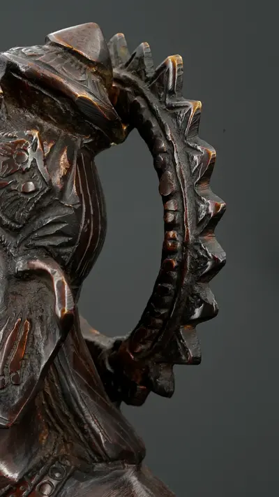 Statue bénie de Ganesh Guerrier en laiton, détail complémentaire n°9