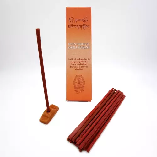 Renforcez votre pratique spirituelle avec l'encens Vajrayogini Hanka. Pour une connexion profonde avec le sacré !